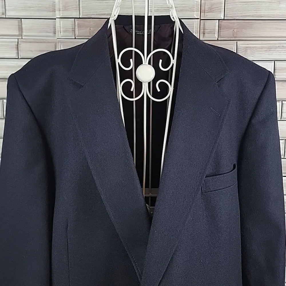 Man in wool Men's navy sport coat Jeffrey Cain style from Hamer's